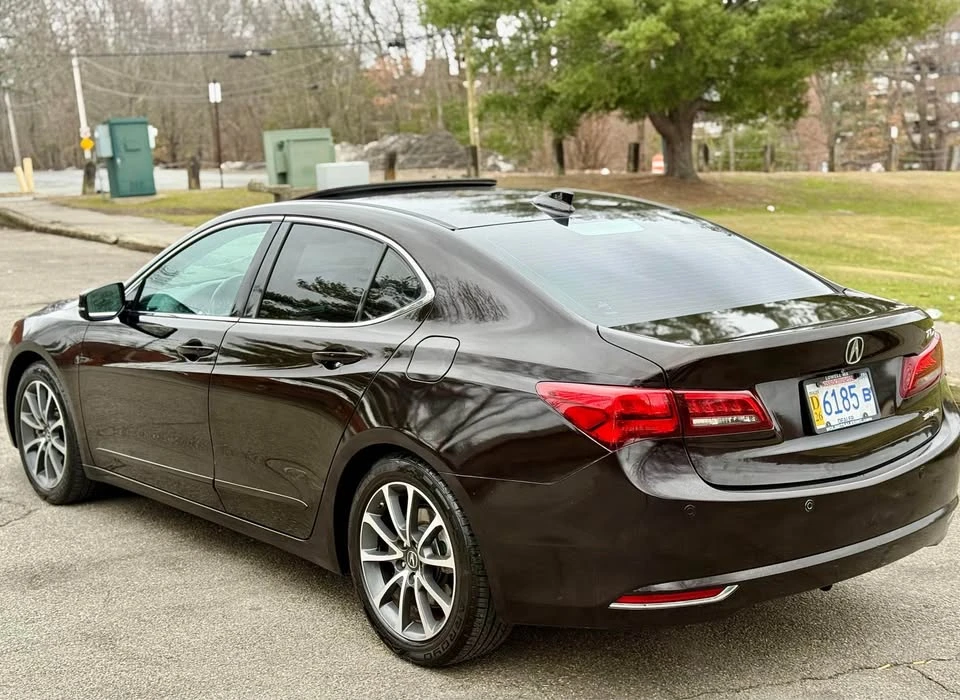 2015 Acura TLX 1st Gen - Image 15 of 20