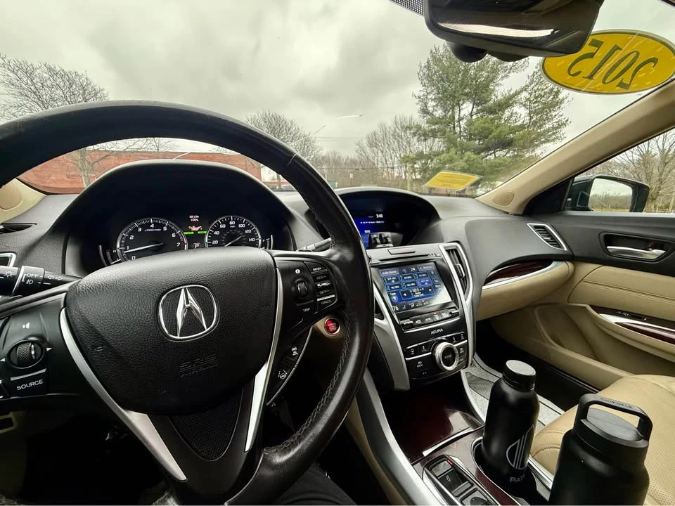 2015 Acura TLX 1st Gen - Image 10 of 20
