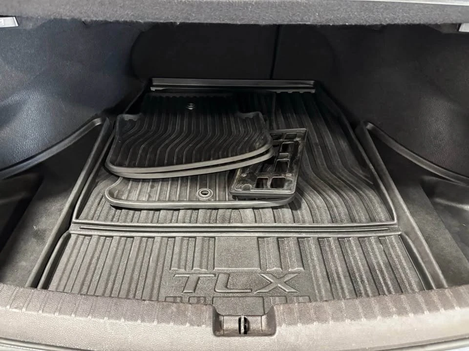 2015 Acura TLX 1st Gen - Image 8 of 8