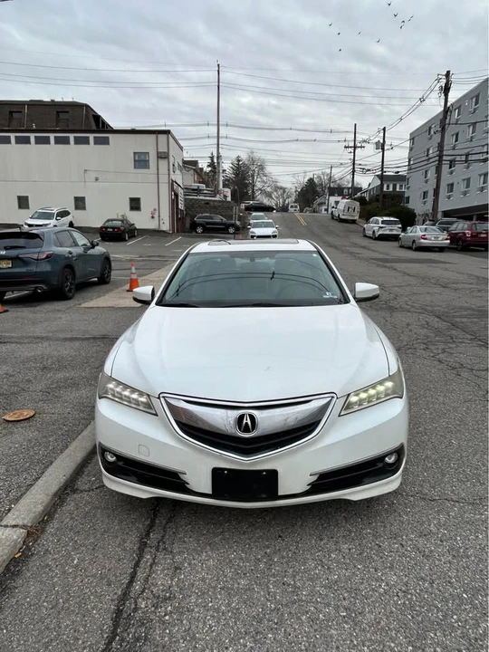 2015 Acura TLX 1st Gen - Image 2 of 8