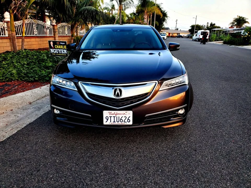 2015 Acura TLX 1st Gen - Image 2 of 10