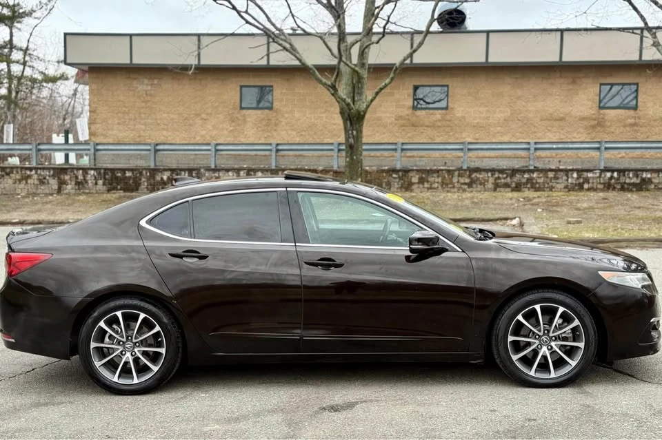 2015 Acura TLX 1st Gen - Image 11 of 19
