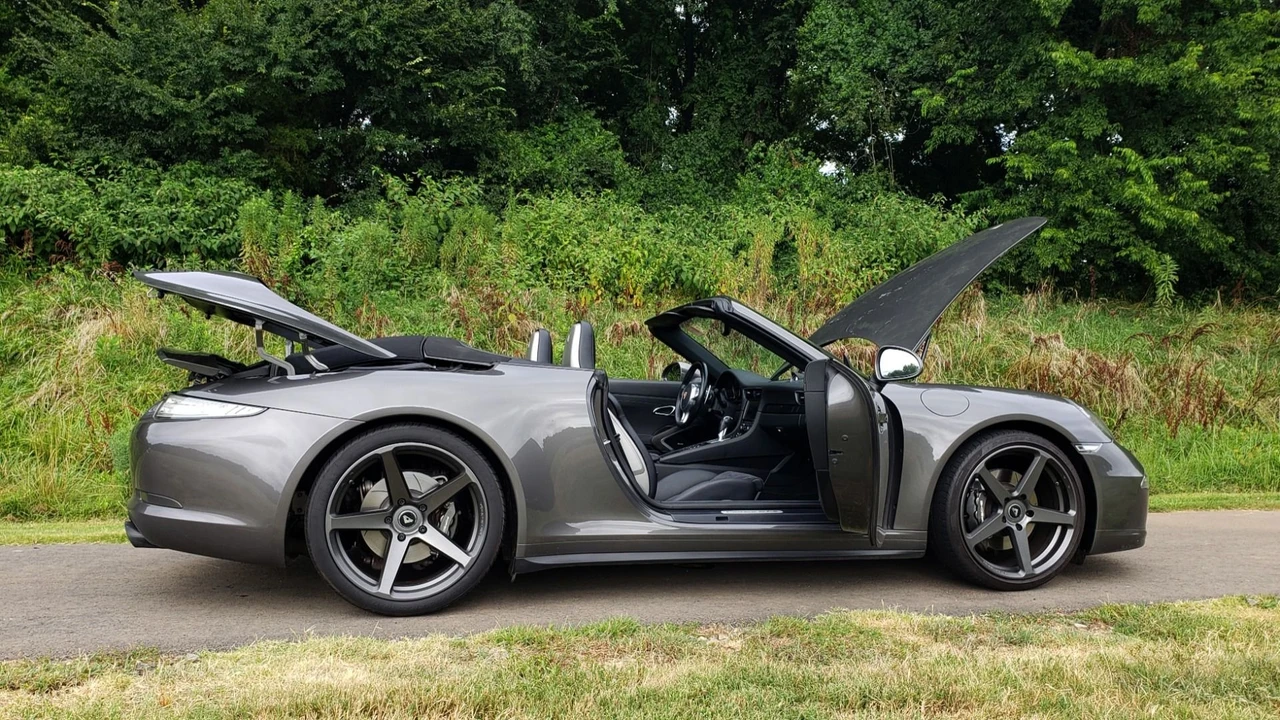 2015 Porsche 991 Carrera GTS - Image 10 of 12