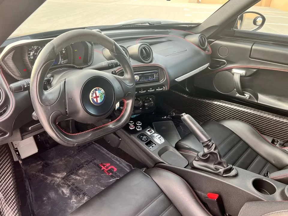 2015 Alfa Romeo 4C - Image 12 of 18