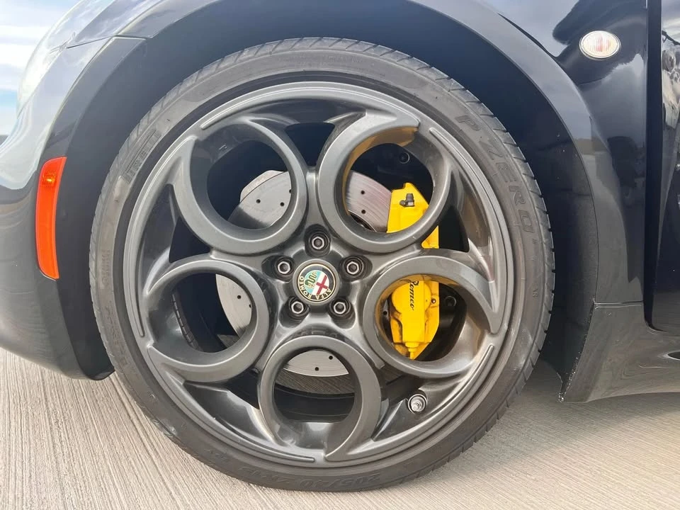2015 Alfa Romeo 4C - Image 13 of 18