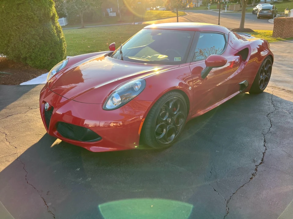 2015 Alfa Romeo 4C Coupe - Image 2 of 13