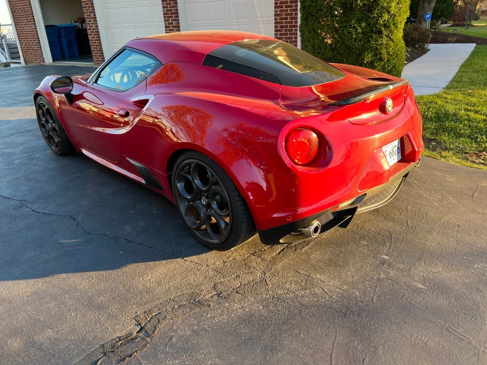 2015 Alfa Romeo 4C Coupe - Image 5 of 13