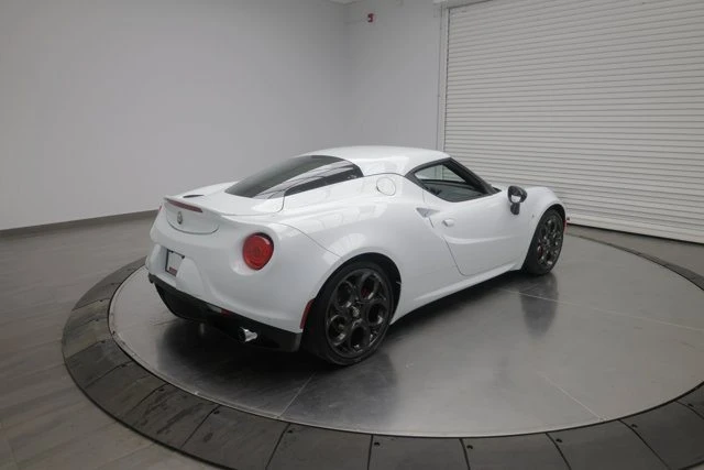 2015 Alfa Romeo 4C Coupe - Image 5 of 14