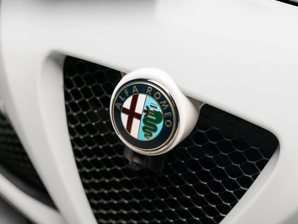 2015 Alfa Romeo 4C Coupe - Image 21 of 21
