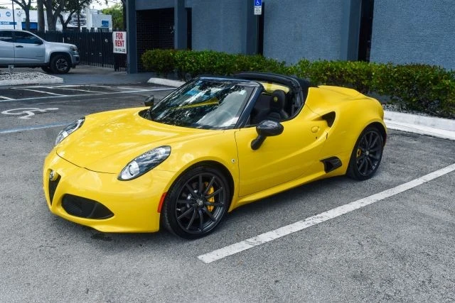 2015 Alfa Romeo 4C Spider - Image 12 of 31