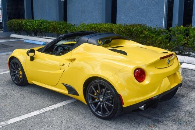 2015 Alfa Romeo 4C Spider - Image 31 of 31