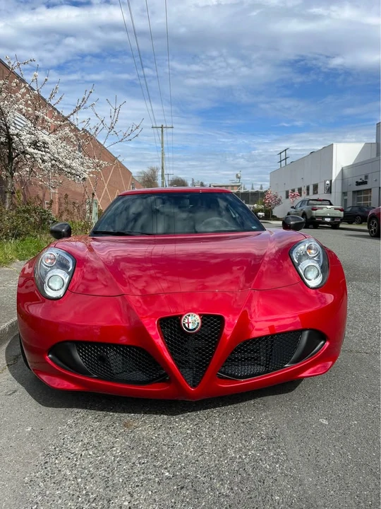 2015 Alfa Romeo 4C Coupe - Image 2 of 11