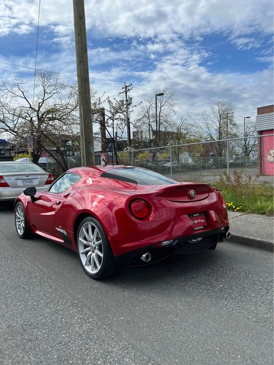 2015 Alfa Romeo 4C Coupe - Image 5 of 11