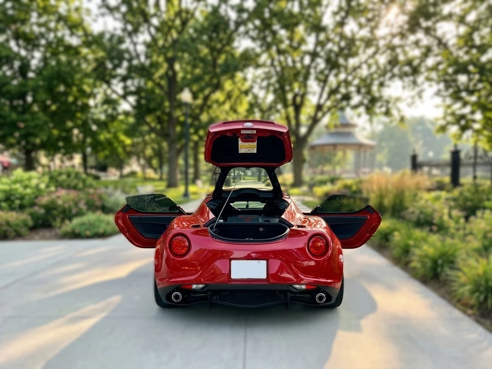 2015 Alfa Romeo 4C Coupe - Image 5 of 21