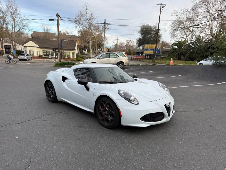 2015 Alfa Romeo 4C Coupe - Image 3 of 12