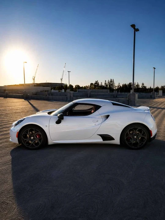 2015 Alfa Romeo 4C Coupe - Image 2 of 20