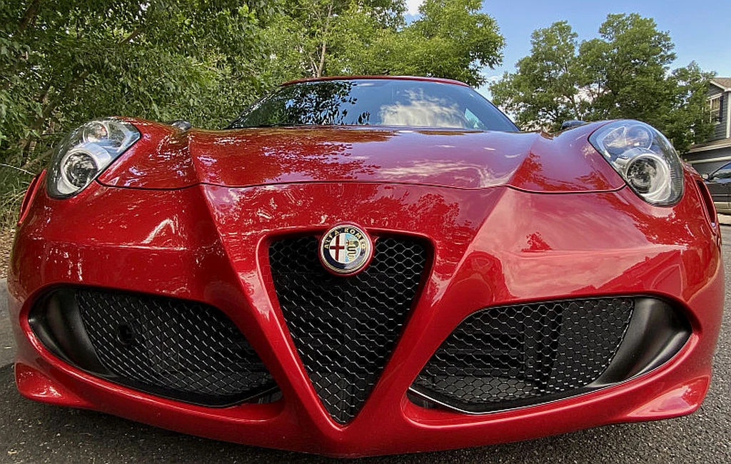 2015 Alfa Romeo 4C Coupe - Image 19 of 31