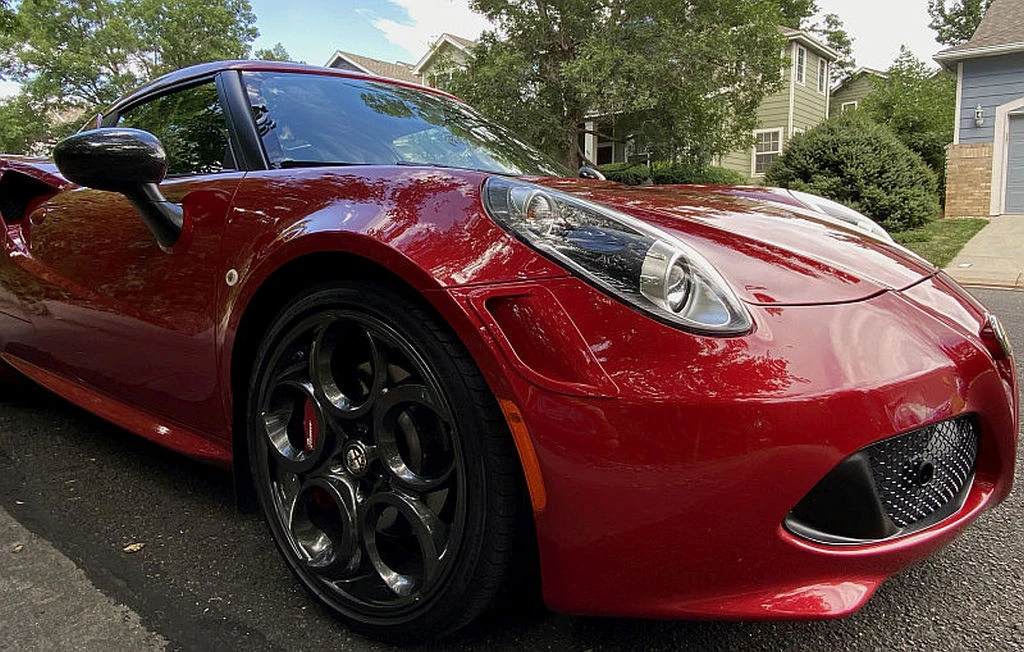 2015 Alfa Romeo 4C Coupe - Image 18 of 31