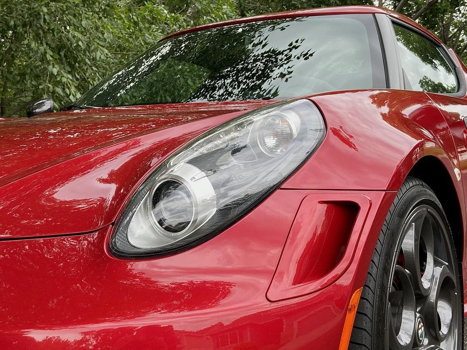2015 Alfa Romeo 4C Coupe - Image 24 of 31