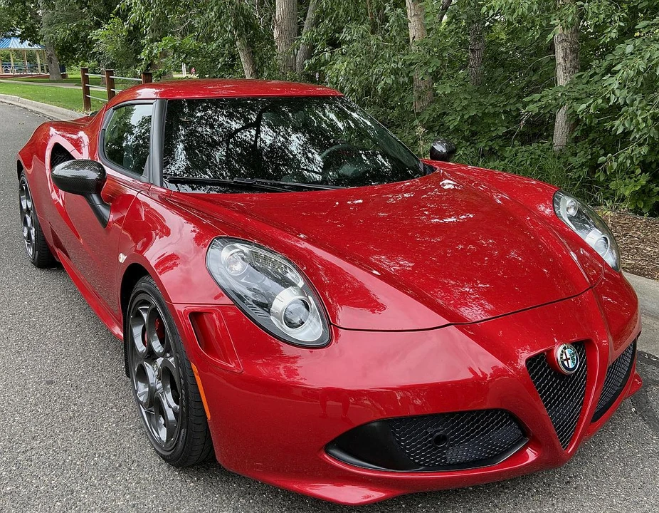 2015 Alfa Romeo 4C Coupe - Image 9 of 31