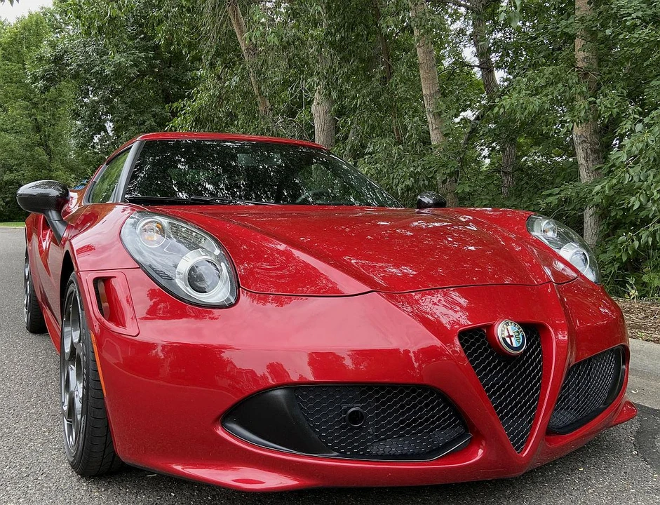 2015 Alfa Romeo 4C Coupe - Image 8 of 31