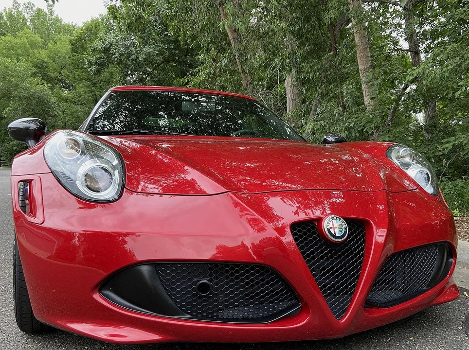 2015 Alfa Romeo 4C Coupe - Image 22 of 31