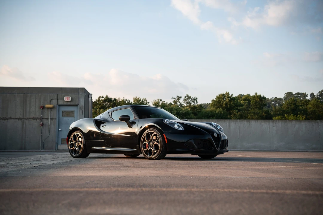 2015 Alfa Romeo 4C Coupe - Image 14 of 31