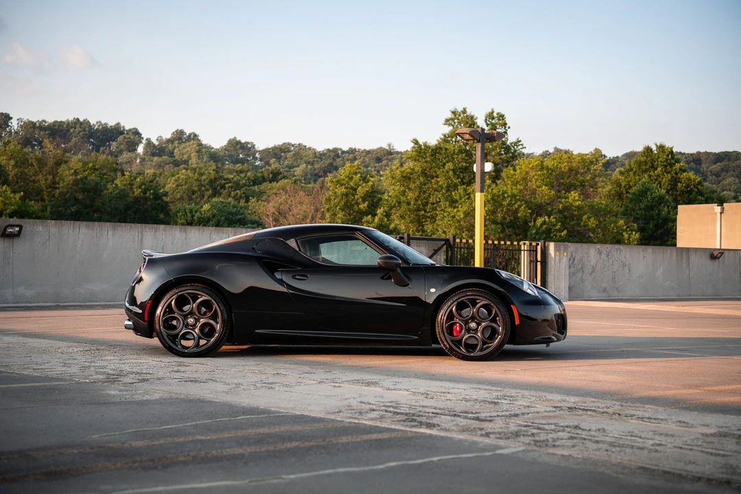 2015 Alfa Romeo 4C Coupe - Image 16 of 31