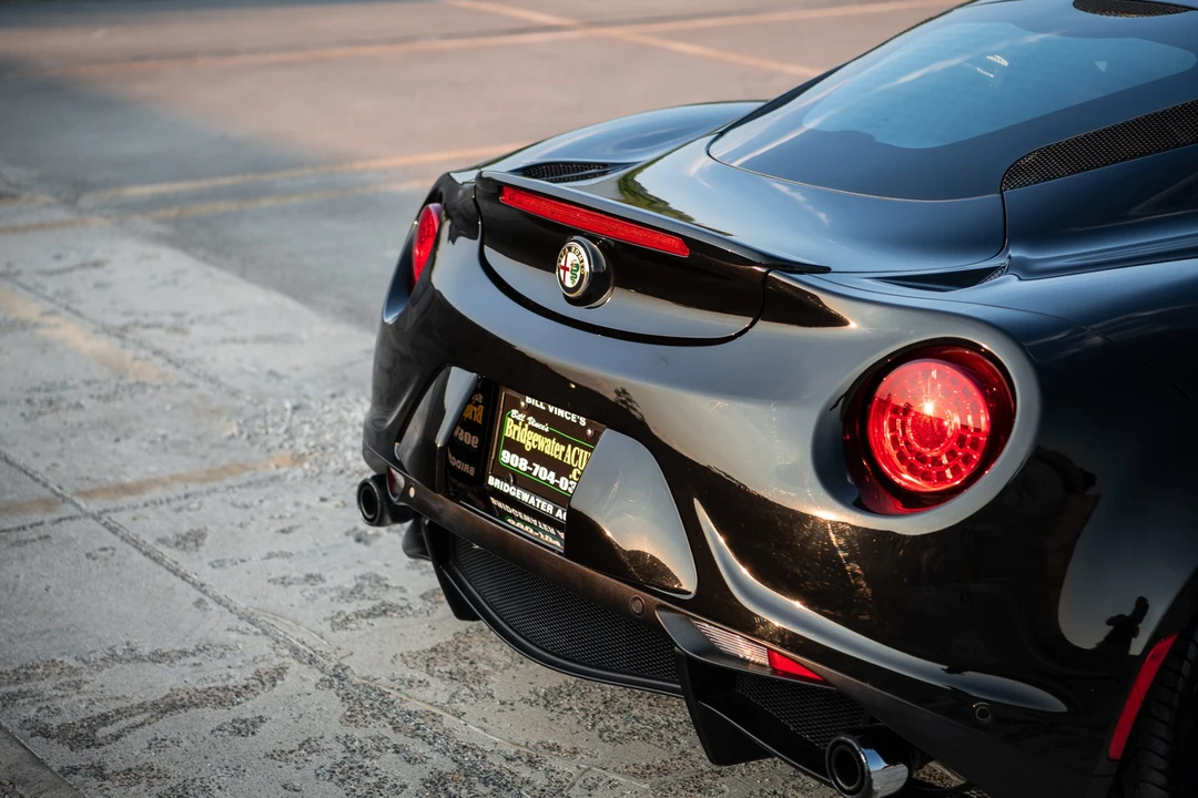 2015 Alfa Romeo 4C Coupe - Image 30 of 31