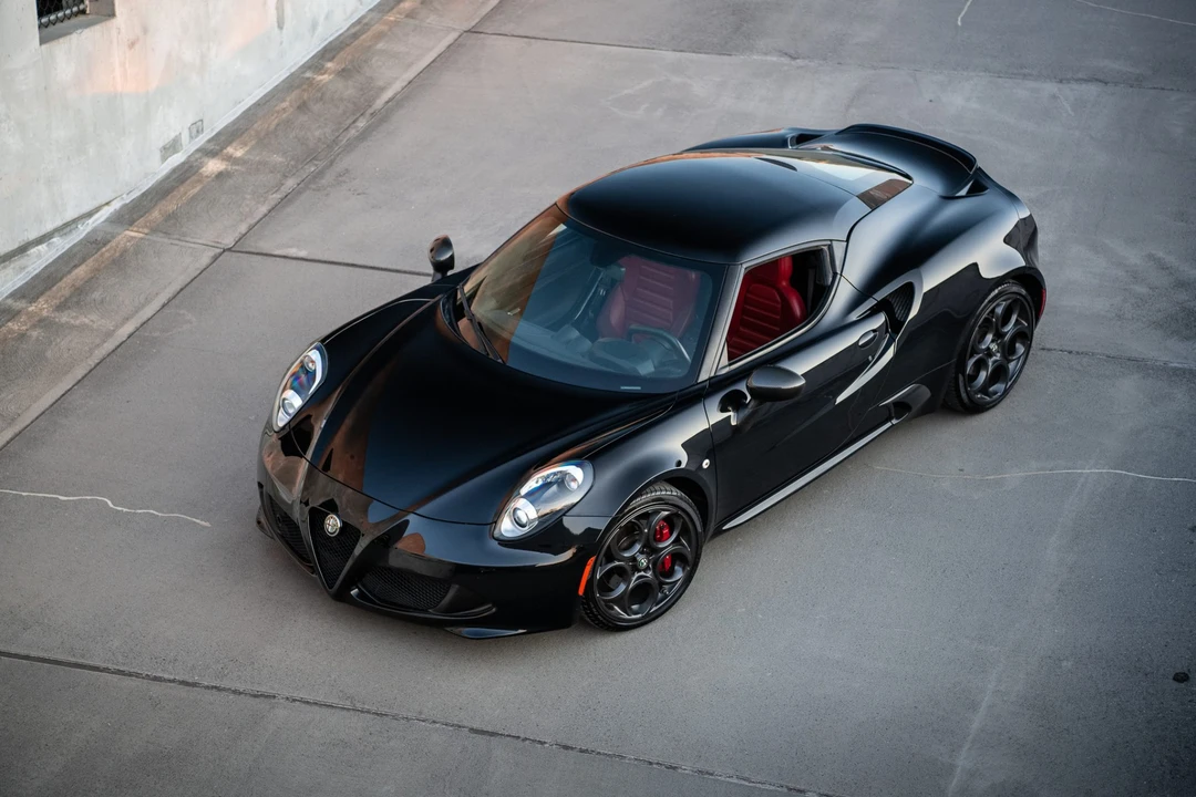 2015 Alfa Romeo 4C Coupe - Image 5 of 31