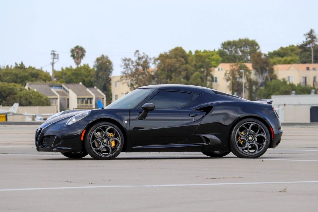 2015 Alfa Romeo 4C Coupe - Image 6 of 31