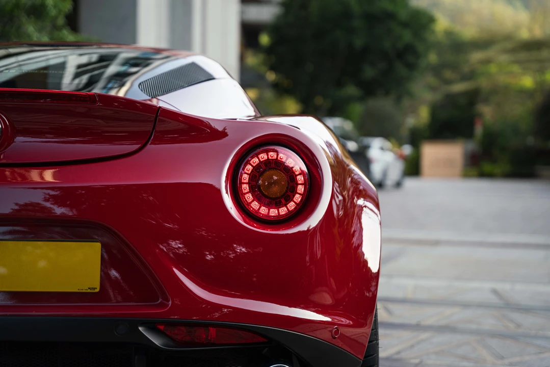 2015 Alfa Romeo 4C Coupe - Image 21 of 31