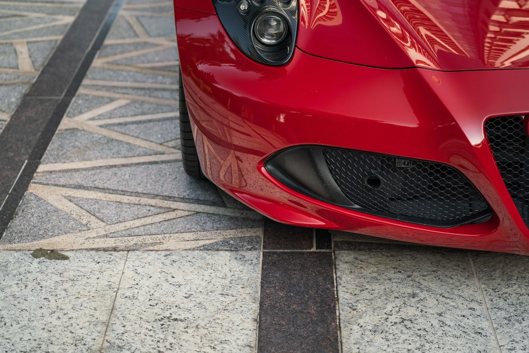 2015 Alfa Romeo 4C Coupe - Image 23 of 31
