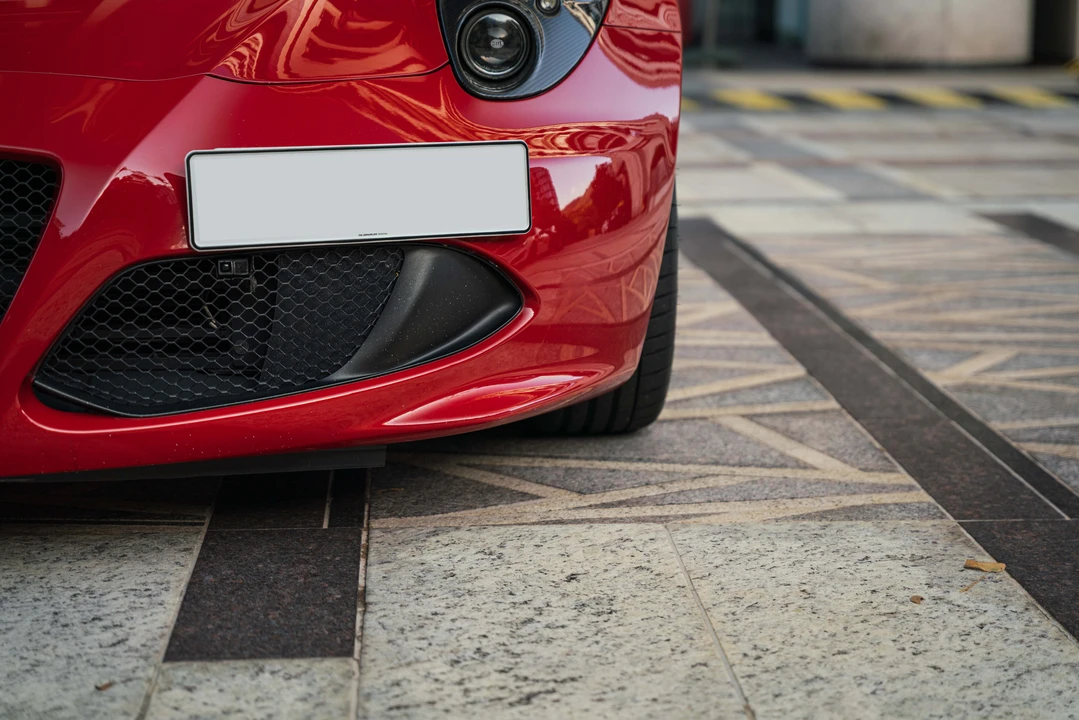 2015 Alfa Romeo 4C Coupe - Image 25 of 31
