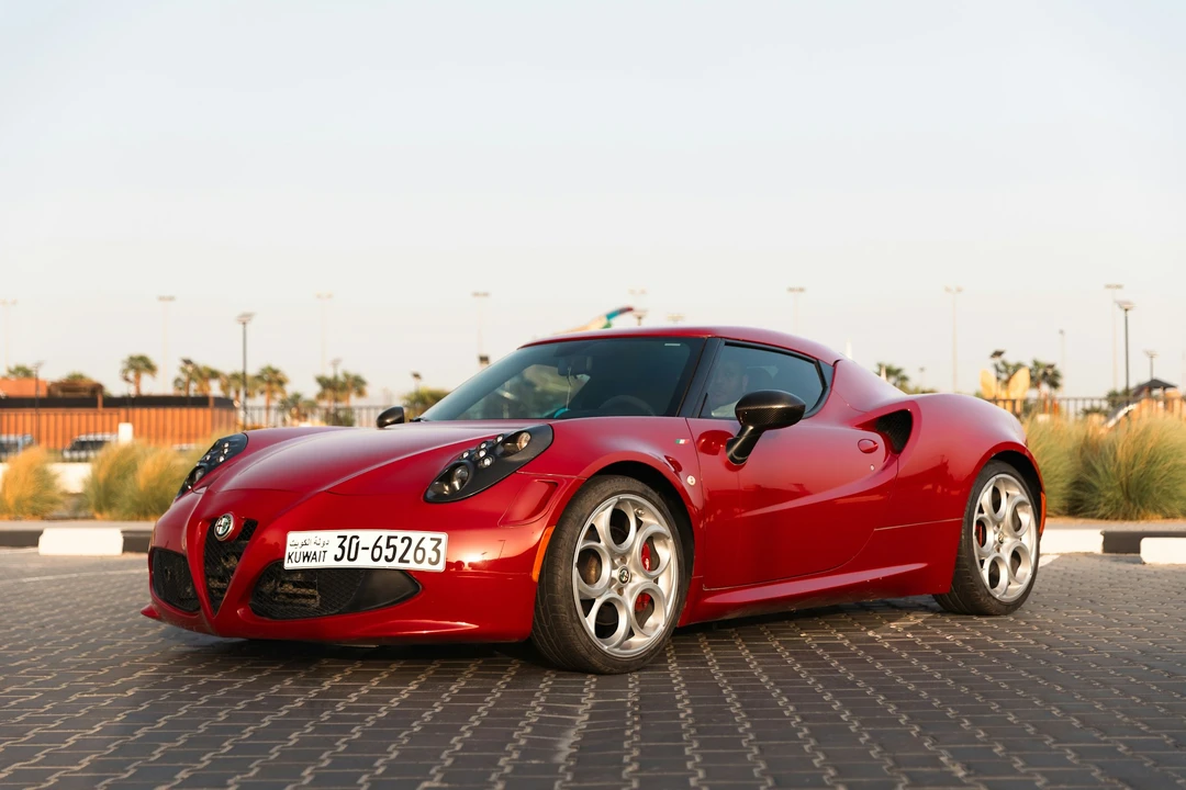 2015 Alfa Romeo 4C Coupe - Image 16 of 21