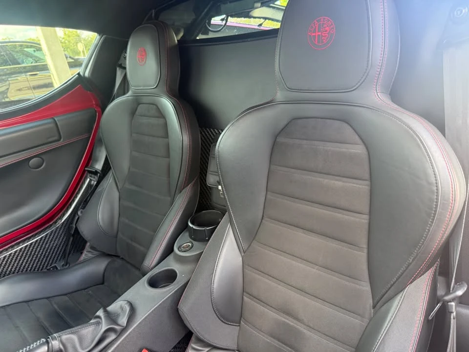 2015 Alfa Romeo 4C Coupe - Image 11 of 15