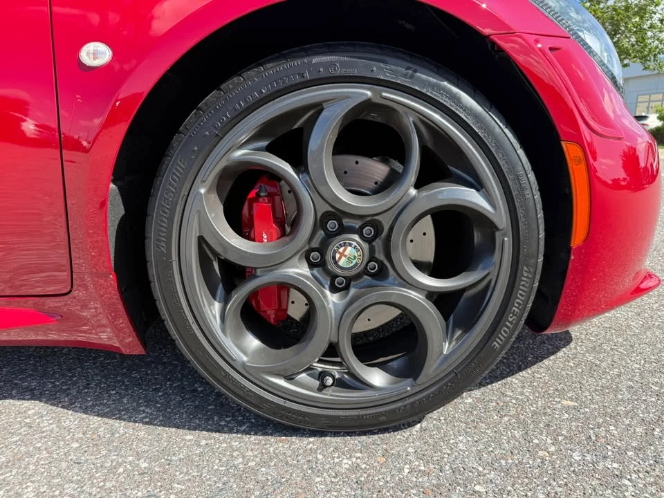 2015 Alfa Romeo 4C Coupe - Image 9 of 15