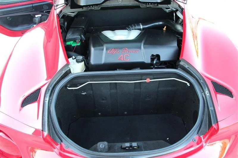 2015 Alfa Romeo 4C Coupe - Image 15 of 20
