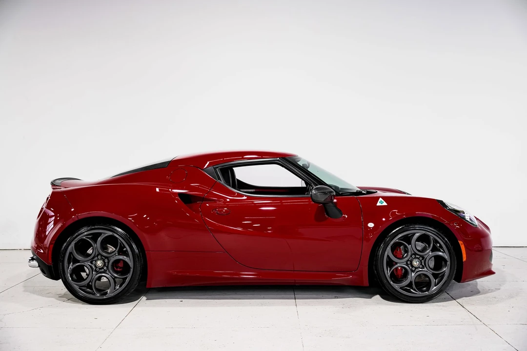 2015 Alfa Romeo 4C Coupe - Image 2 of 21