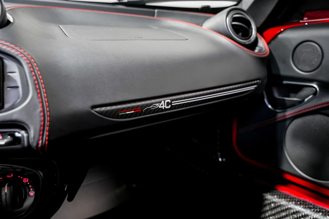 2015 Alfa Romeo 4C Coupe - Image 17 of 21