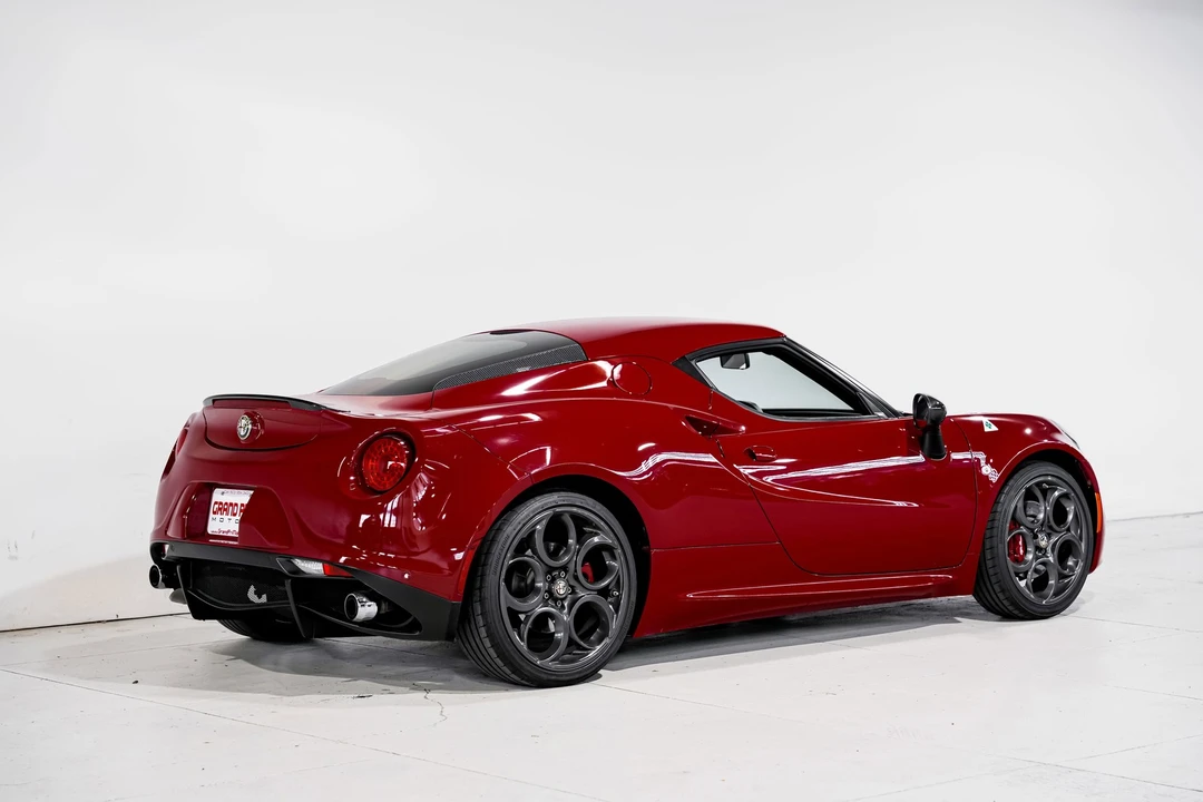 2015 Alfa Romeo 4C Coupe - Image 3 of 12