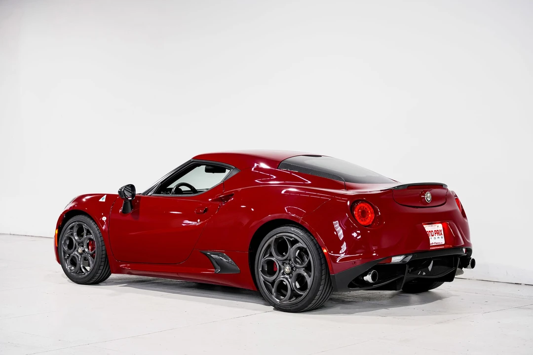 2015 Alfa Romeo 4C Coupe - Image 6 of 12