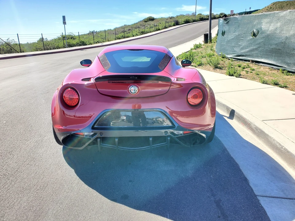 2015 Alfa Romeo 4C Coupe - Image 10 of 31