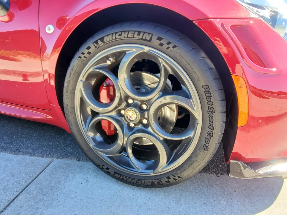 2015 Alfa Romeo 4C Coupe - Image 29 of 31