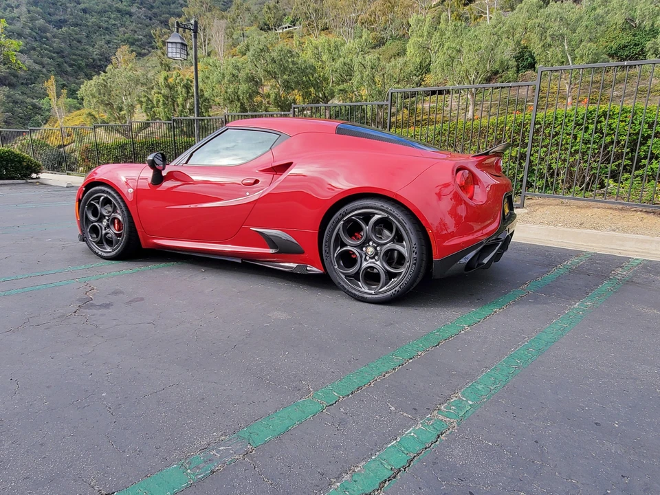 2015 Alfa Romeo 4C Coupe - Image 14 of 31
