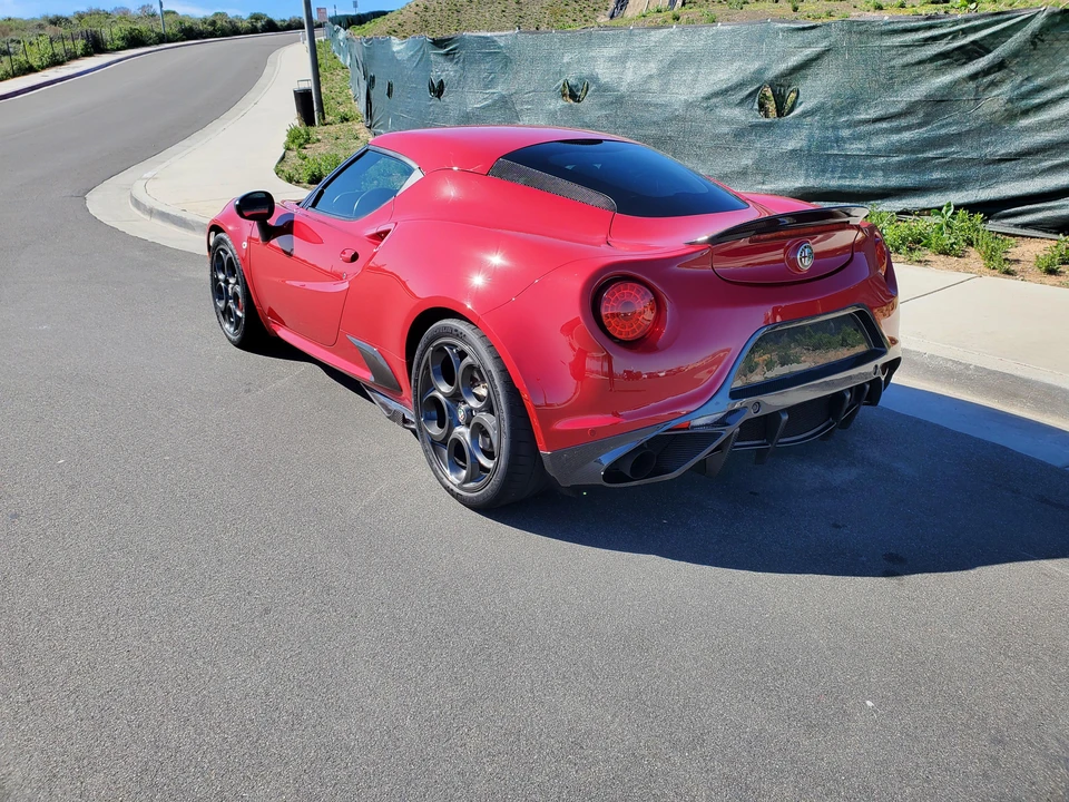 2015 Alfa Romeo 4C Coupe - Image 17 of 31