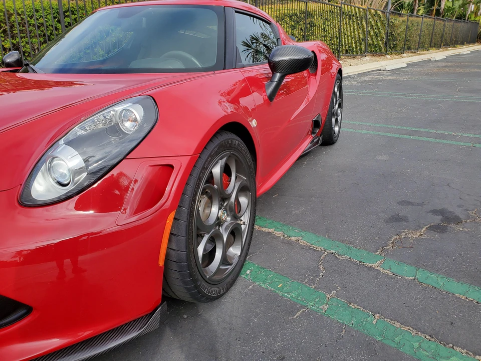 2015 Alfa Romeo 4C Coupe - Image 26 of 31