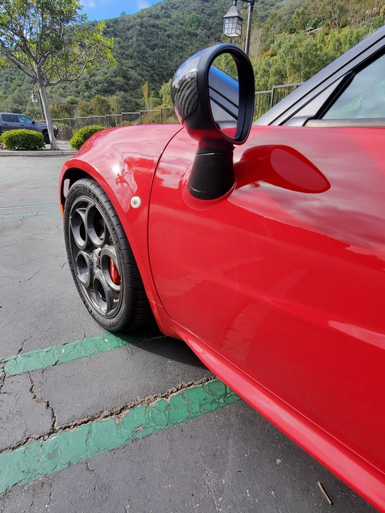 2015 Alfa Romeo 4C Coupe - Image 29 of 31