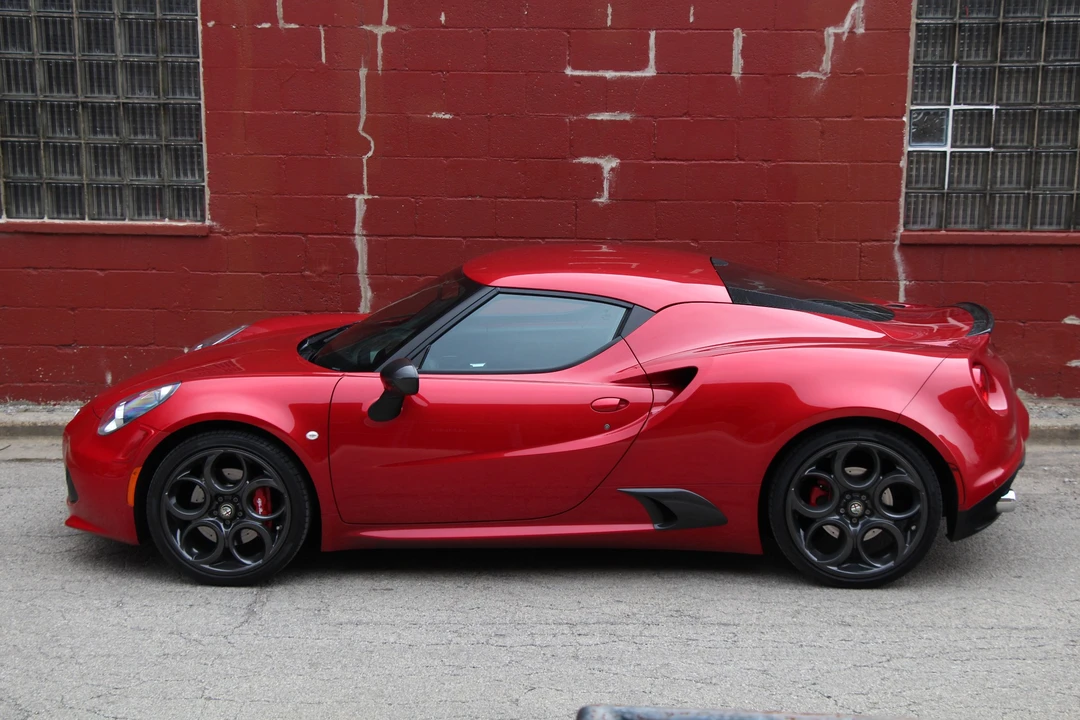 2015 Alfa Romeo 4C Coupe - Image 7 of 31