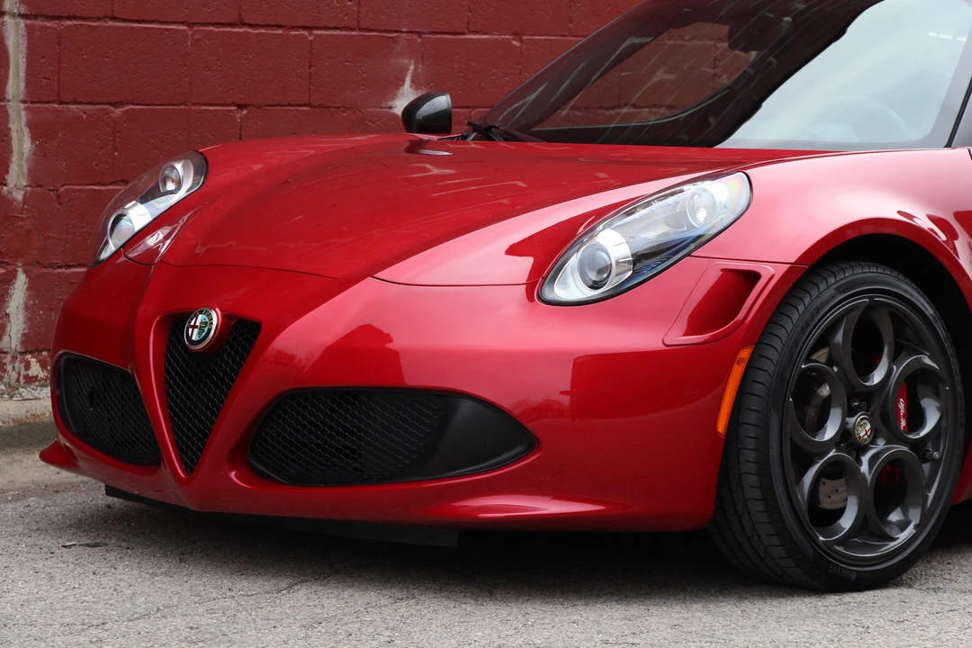 2015 Alfa Romeo 4C Coupe - Image 11 of 31